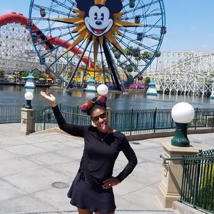 Meet your Posher, Thaddea